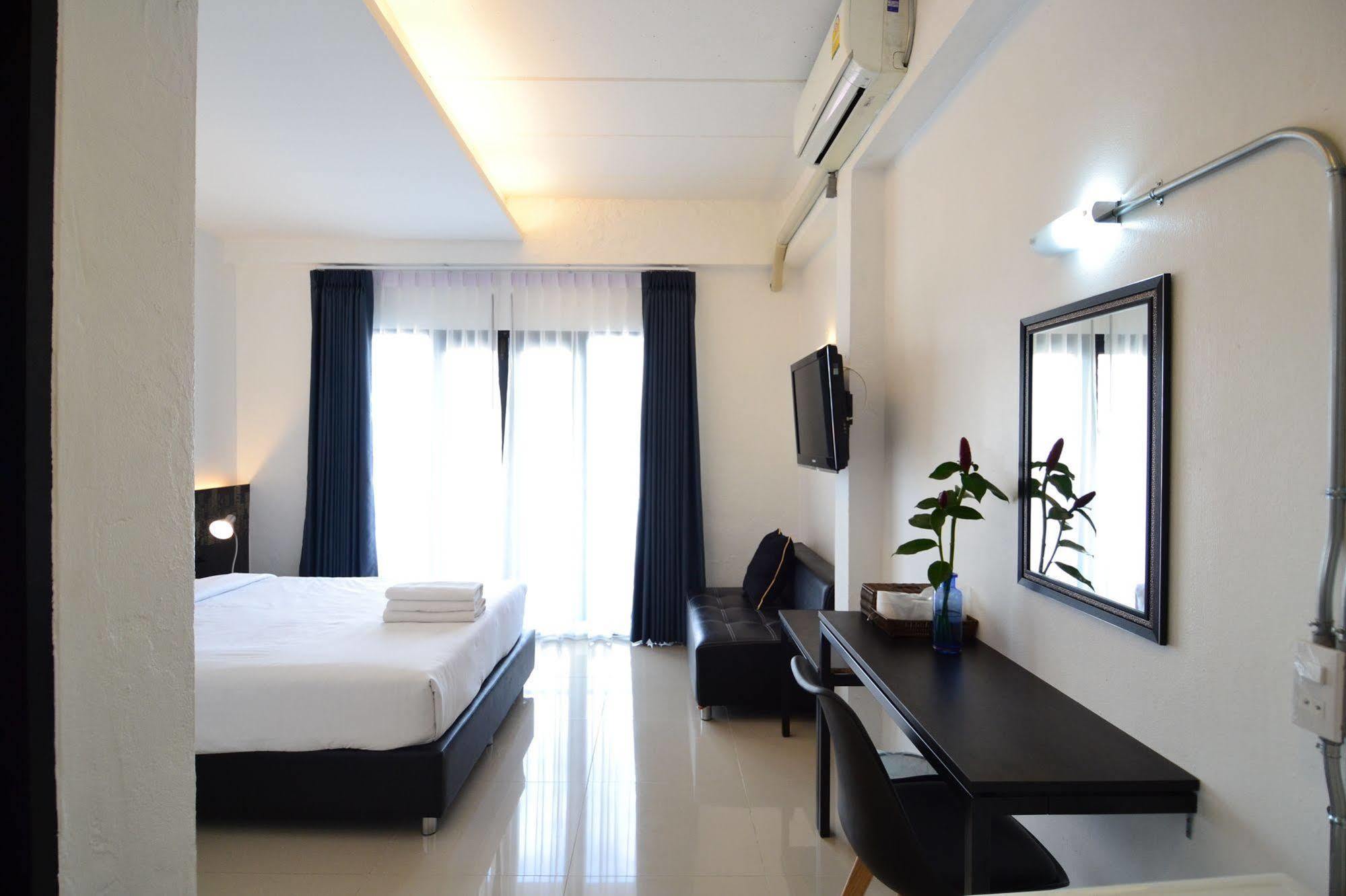 Isleep Guesthouse Чиангмай Экстерьер фото
