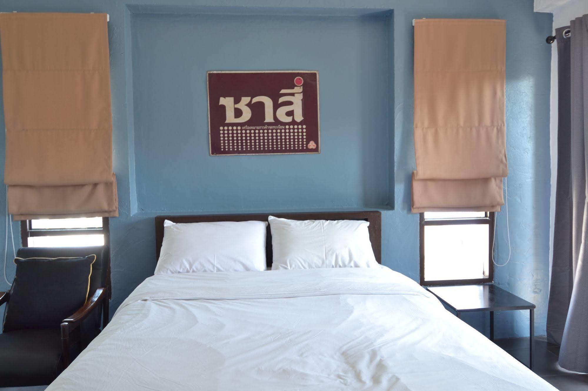 Isleep Guesthouse Чиангмай Экстерьер фото